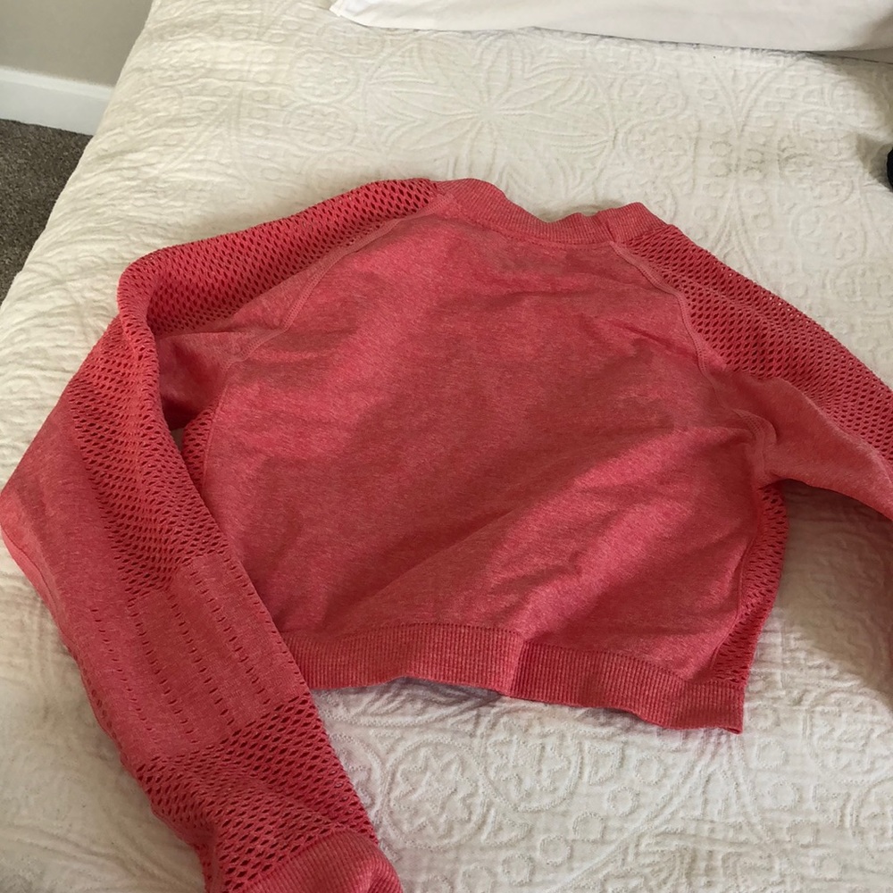 Crop workout top